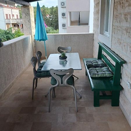 Apartments Marino - Near Family Friendly Beach 苏佩塔尔 外观 照片