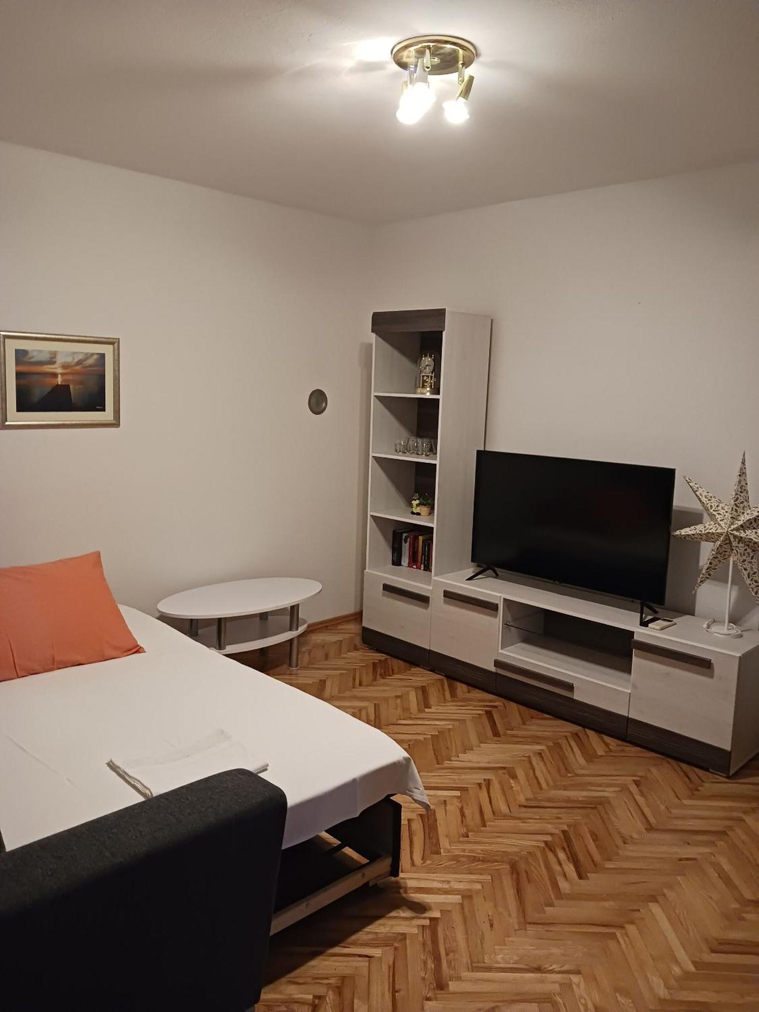 Apartments Marino - Near Family Friendly Beach 苏佩塔尔 外观 照片